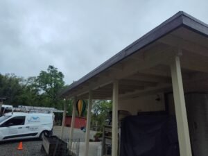 Residential gutter installation - before picture 3